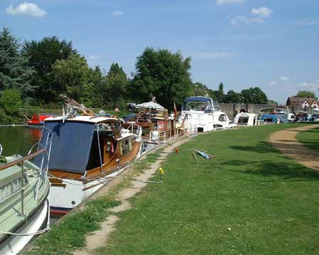 44 Moored at Abingdon