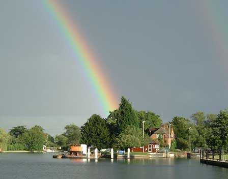 x140a Rainbow at Hambleden Lock