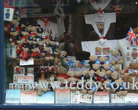 x146 Teddy Emporium